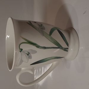 Portmeirion Studio Snowdrop  mugcup  4.5"-high ×3 3/8"